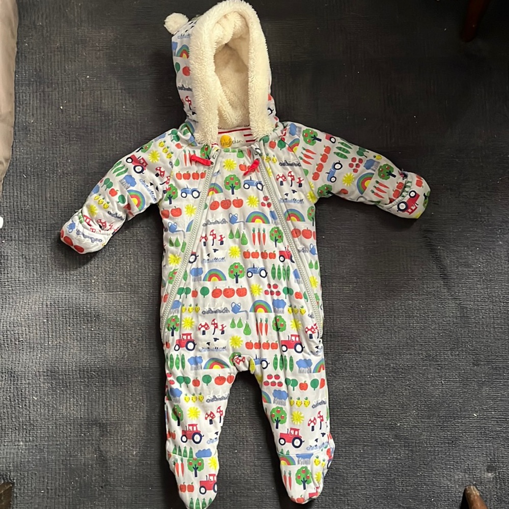 BabyBoden Snow Suit (feet and hands covered!)